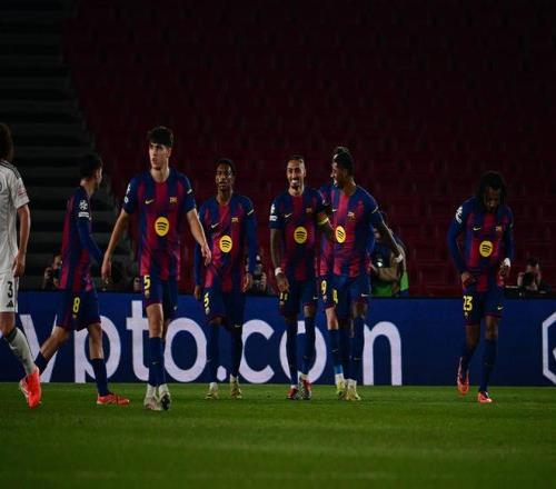 西海岸球迷,对换人决策,存疑,彩神争霸,娱乐平台推荐,在线游戏平台,体育娱乐服务,安全互动平台