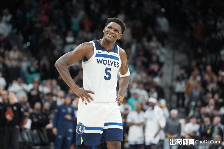 巅峰对决,强项保级战,一触即发,彩神争霸,娱乐平台推荐,在线游戏平台,体育娱乐服务,安全互动平台